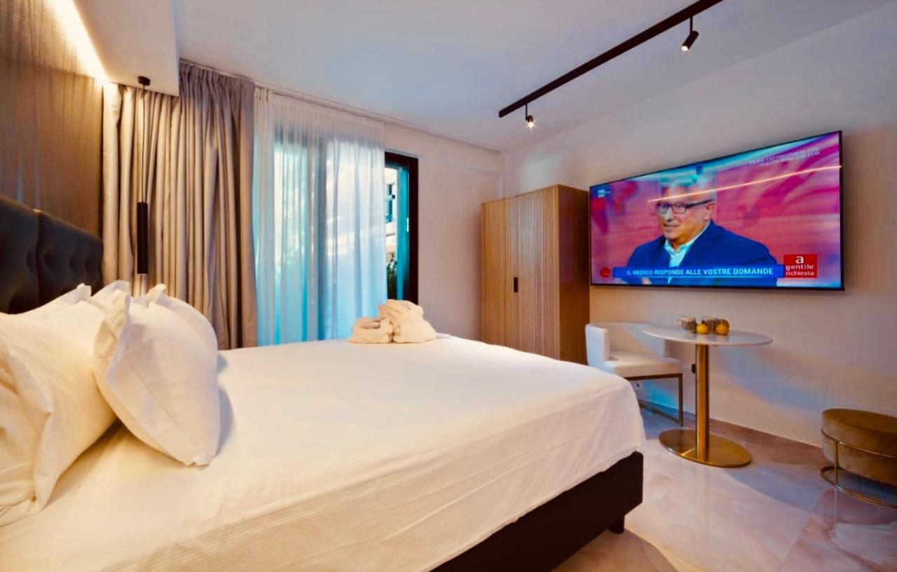 Boutique Hotel Сирмионе Екстериор снимка