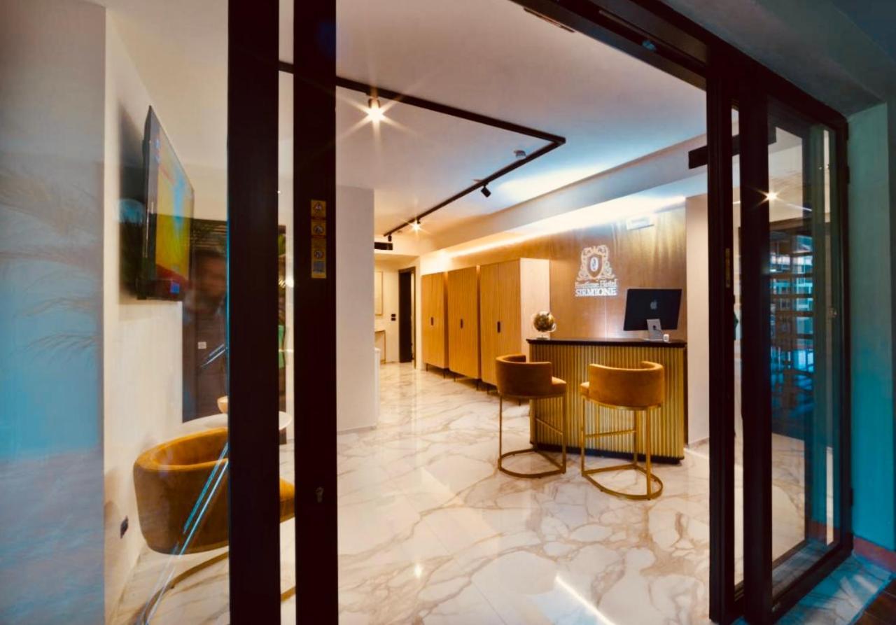 Boutique Hotel Сирмионе Екстериор снимка