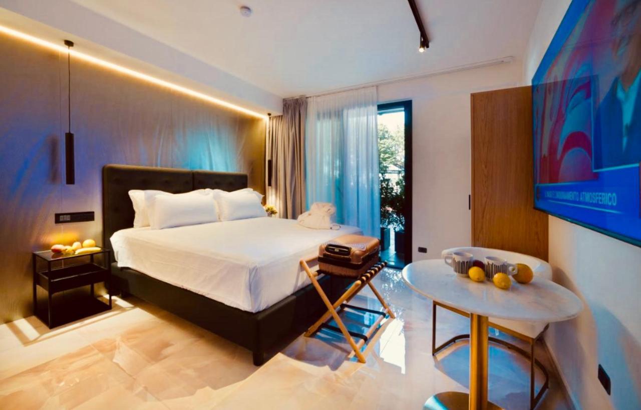 Boutique Hotel Сирмионе Екстериор снимка
