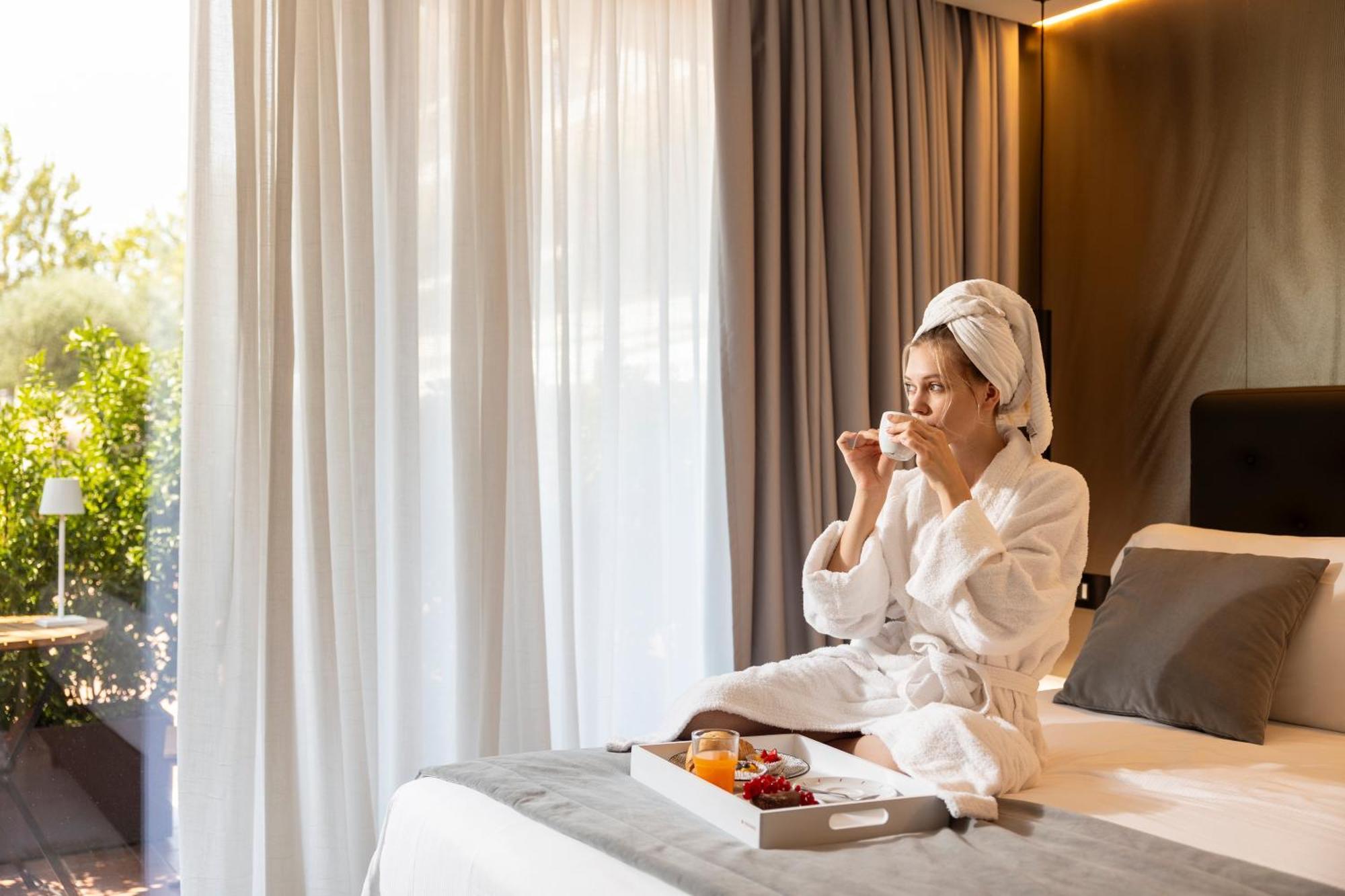 Boutique Hotel Сирмионе Екстериор снимка